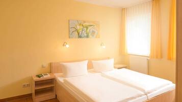 3 Schlafzimmer, Reisekinderbett, WLAN, Bettwäsche