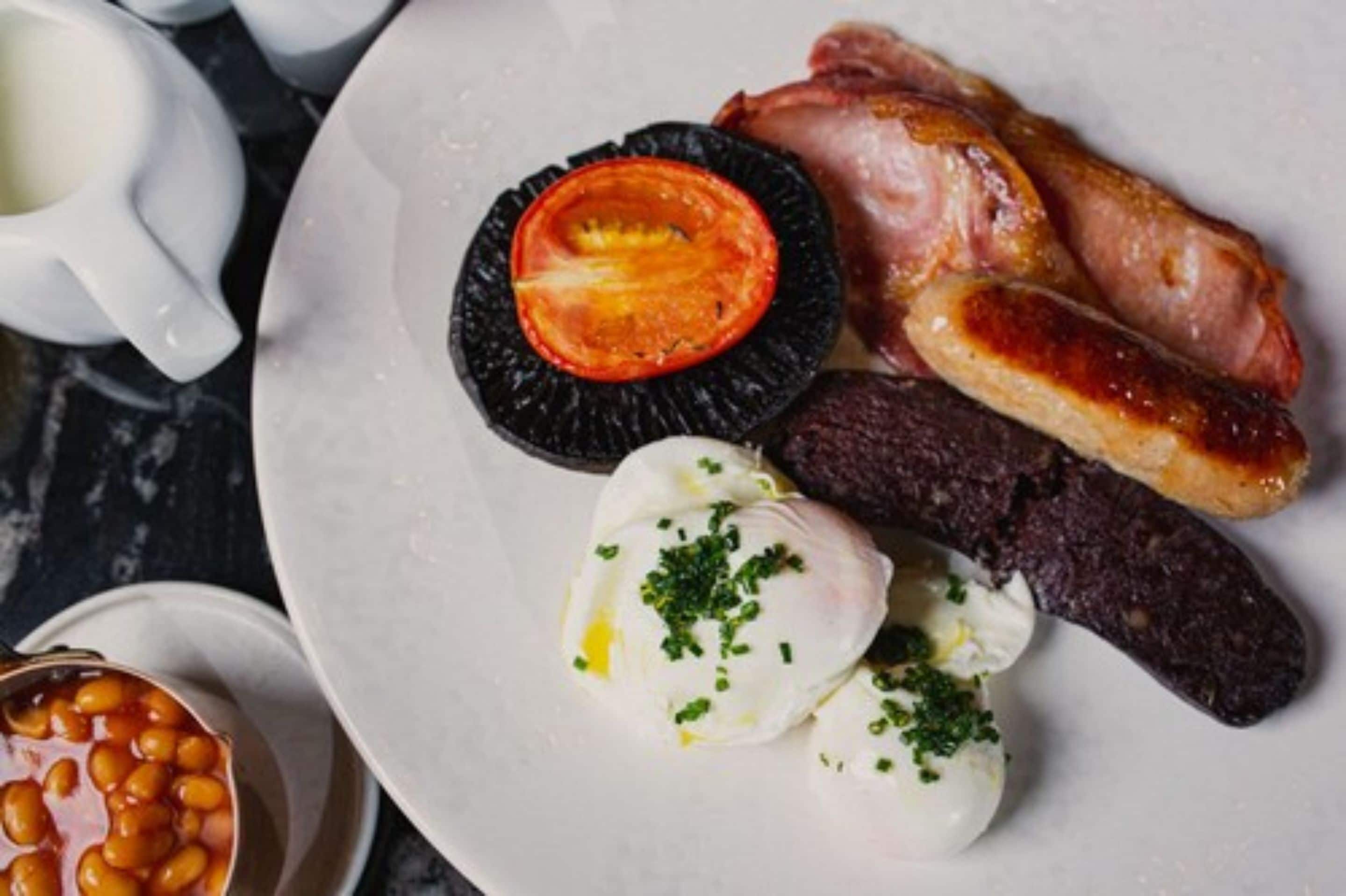 daily full breakfast (gbp 15.00 per person)