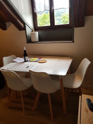 Dining - Duplex Apartment Sallanches center (Sallanches)