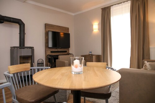 Fewo 2 - Ferienwohnungen Burg Freienstein