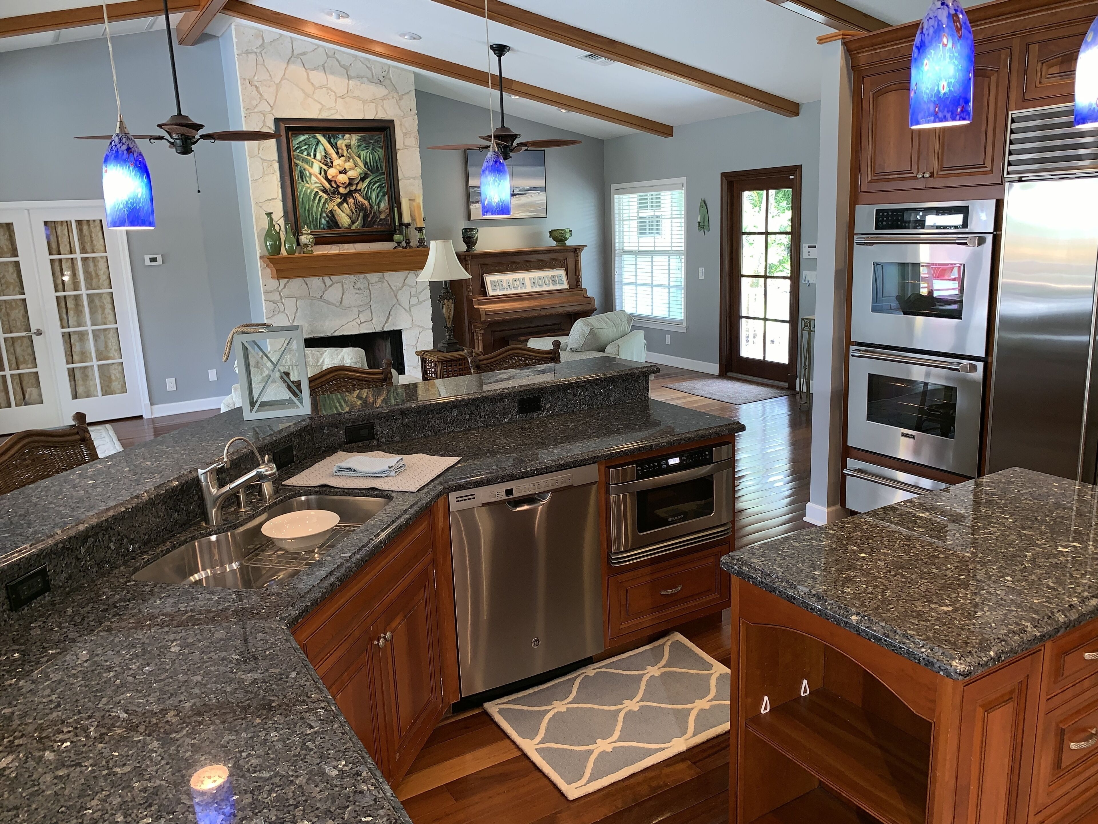 DOUBLE OVENS WITH WARMING DRAWER, IN-CABINET MICROWAVE
