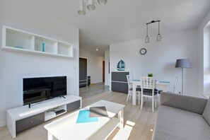 Apartment, 1 Bedroom (4 adults - 27) | Iron/ironing board, free WiFi, bed sheets - Apartamenty Apartinfo Bastion Walowa (Gdansk)