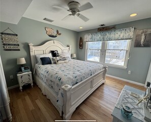 3 bedrooms, iron/ironing board, WiFi