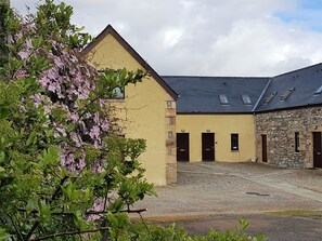 Exterior - Heathfield Highland Estate (Invergordon)