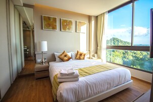 Quarto | Cofres nos quartos, escrivaninha, quartos à prova de som