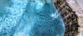 Heated Saltwater Pool  ❤️ Mid Century Oasis ❤️Indoor-Outdoor❤️Modern Escape