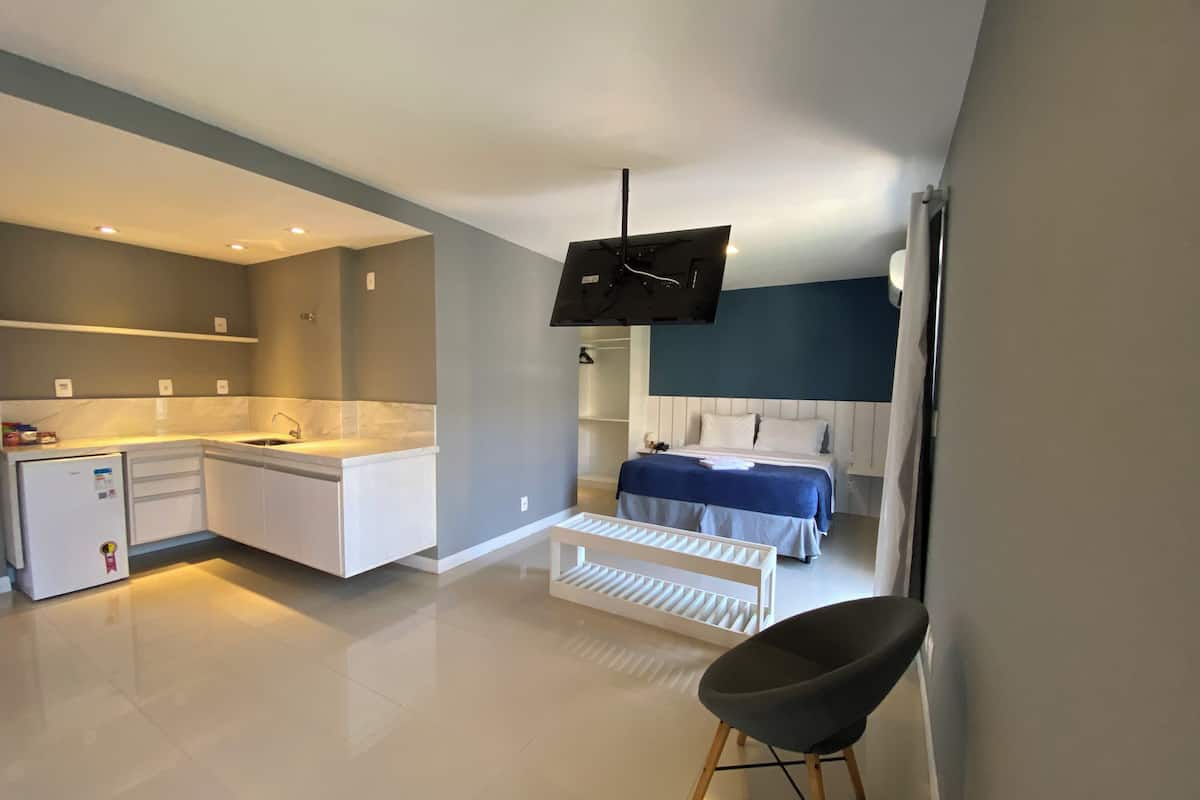 Samba Premium | Minibar, in-room safe, laptop workspace, blackout drapes