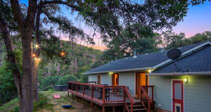 The Retreat@Lakeside Hot Tub/Views/Carbon Neutral/Fast WiFi Near Yosemite!