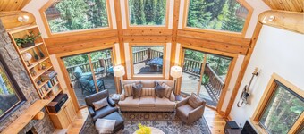 MOUNTAIN MELODY- A Luxury Music Paradise, On Elks Pond, Hot Tub, Oxygen Bar