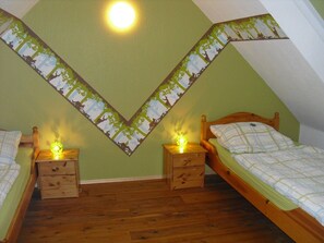 Apartment (Kleeblatt) | Kostenlose Babybetten, kostenloses WLAN