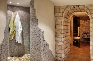 Bañera de hidromasaje interior