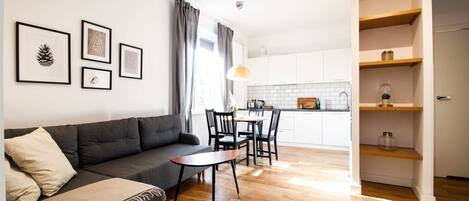 Superior Apartment | Living room | Flat-screen TV