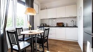 Ảnh chưa phân loại, 2 trong số 19 ảnh, nút