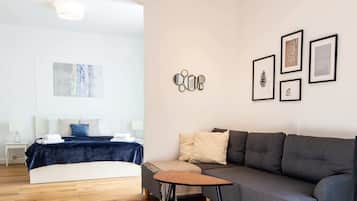 Superior Apartment | 1 bedroom, hypo-allergenic bedding, individually decorated