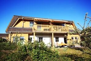 Exterior - Pamir - **350m to the Baltic Sea beach** - Windjammer 1 (Koserow)