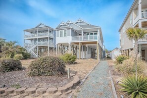 Exterior - Sea Glass: Beautiful, Spacious, Beachfront House on East Beach (Oak Island)