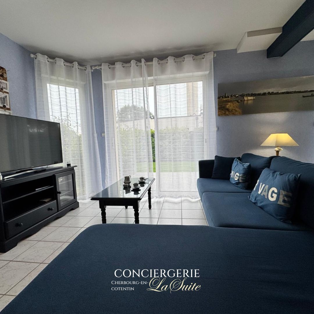 Televisión y oficina 