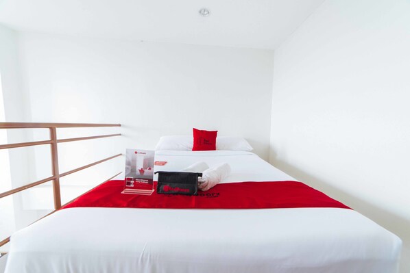 Loft | 1 bedroom, hypo-allergenic bedding, minibar, free WiFi - RedDoorz @ Bacaca Road Davao (Davao)