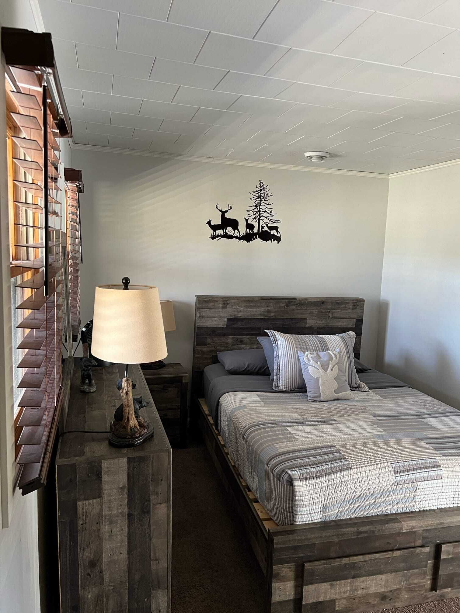 2 habitaciones, tabla de planchar con plancha y wifi gratis 