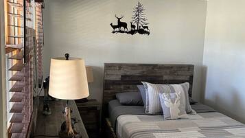 2 habitaciones, tabla de planchar con plancha y wifi gratis