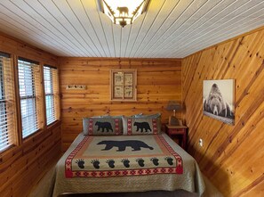 3 chambres, fer et planche à repasser, Wi-Fi gratuit, draps fournis
