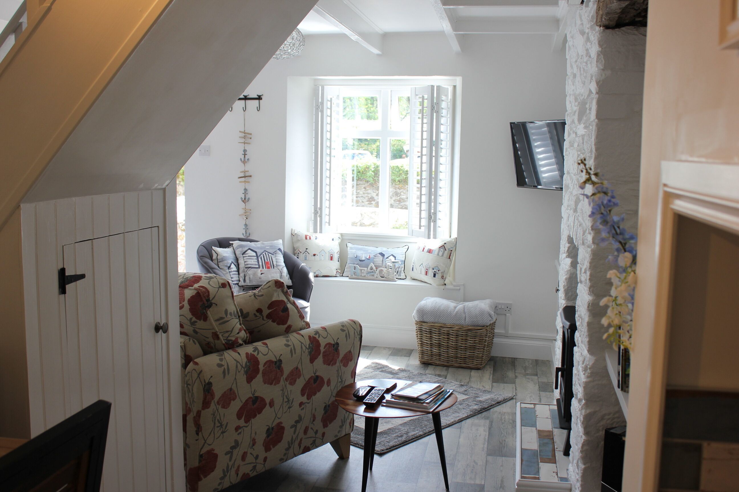 Mökki, oma kylpyhuone | Lounge