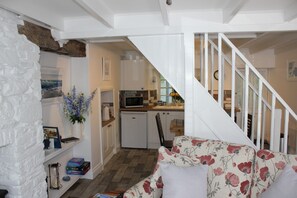 Cottage, Private Bathroom | Interior