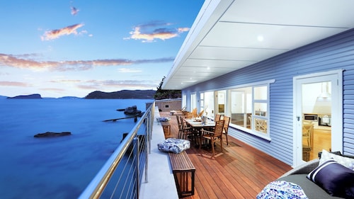 Barrenjoey Beach House - Palm Beach