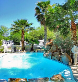 Pool - Steps from Lake LBJ!! Lake View Condo! FamilyFun (Kingsland)