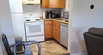Gem 2 in the heart of Tucson. Just remodeled! Come stay and enjoy the new look!