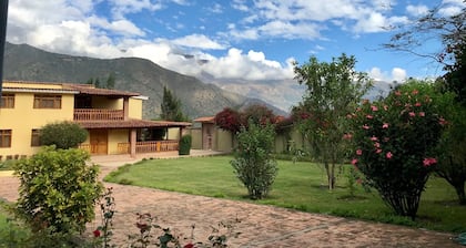 Gorgeous Retreat: Incredible views of the largest snow-capped mountains in Perú