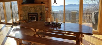 Don't Miss This View!!! Secluded Mountaintop Cabin- w/ Hot tub & Shuffleboard