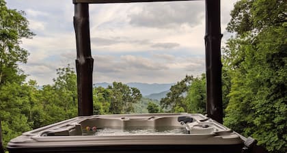 Don't Miss This View!!! Secluded Mountaintop Cabin- w/ Hot tub & Shuffleboard