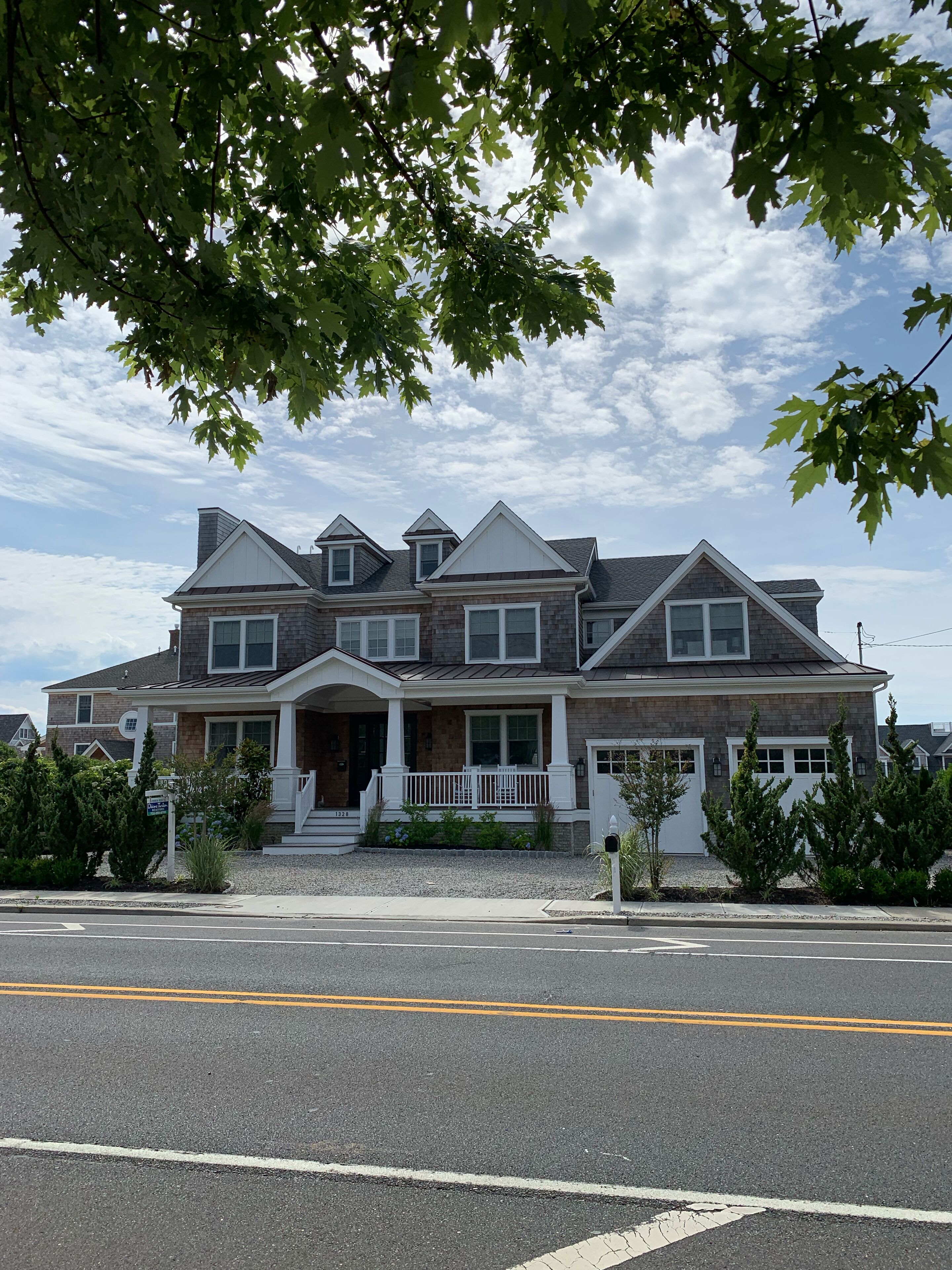 Ultra High End rental with pool and close to beach
