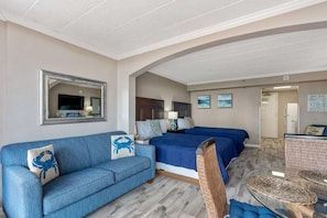 Iron/ironing board, free WiFi, bed sheets - Incredible Poolside Suite@Caravelle! (Myrtle Beach)