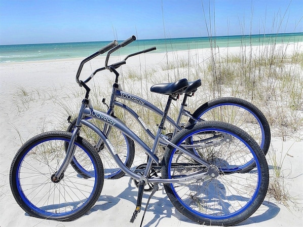 Beach nearby - Renovated Stylish Townhome, Walk to Blue Mountain Beach - 2 Bikes - `Mirasol Casita Del Mar #3' (Santa Rosa Beach)