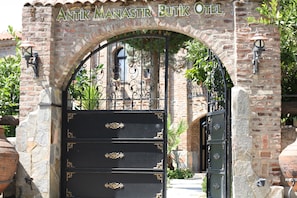 Entrada de la propiedad