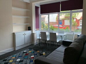 3 bedrooms - Marble Apartments Tooting House (London)