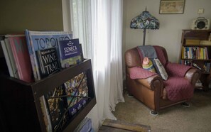Interior - Rented: Wilson, NY long-term rent.Niagara Falls, Wilson NY. Like ADK & The Cape! (Wilson)