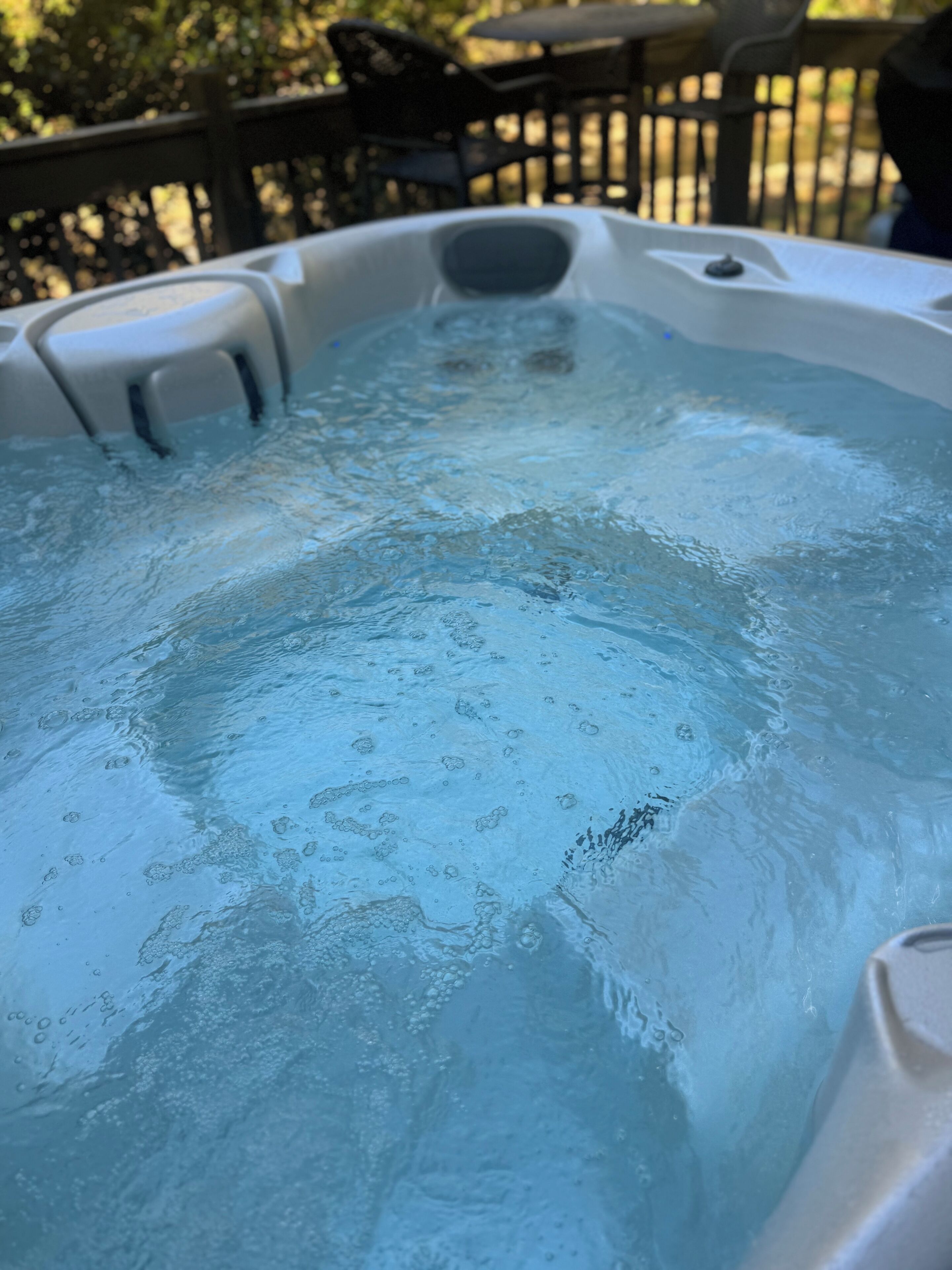 Bañera de hidromasaje al aire libre