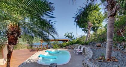 Southern Exposure 3 bedroom / 3 bath villa