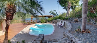 Exposición al sur de 3 dormitorios / 3 baños villa