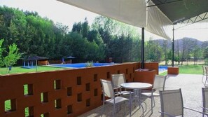 Terrace/patio - Camping La Fundición (Cazalla De La Sierra)