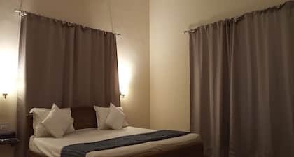 Govind Prakash Niwas