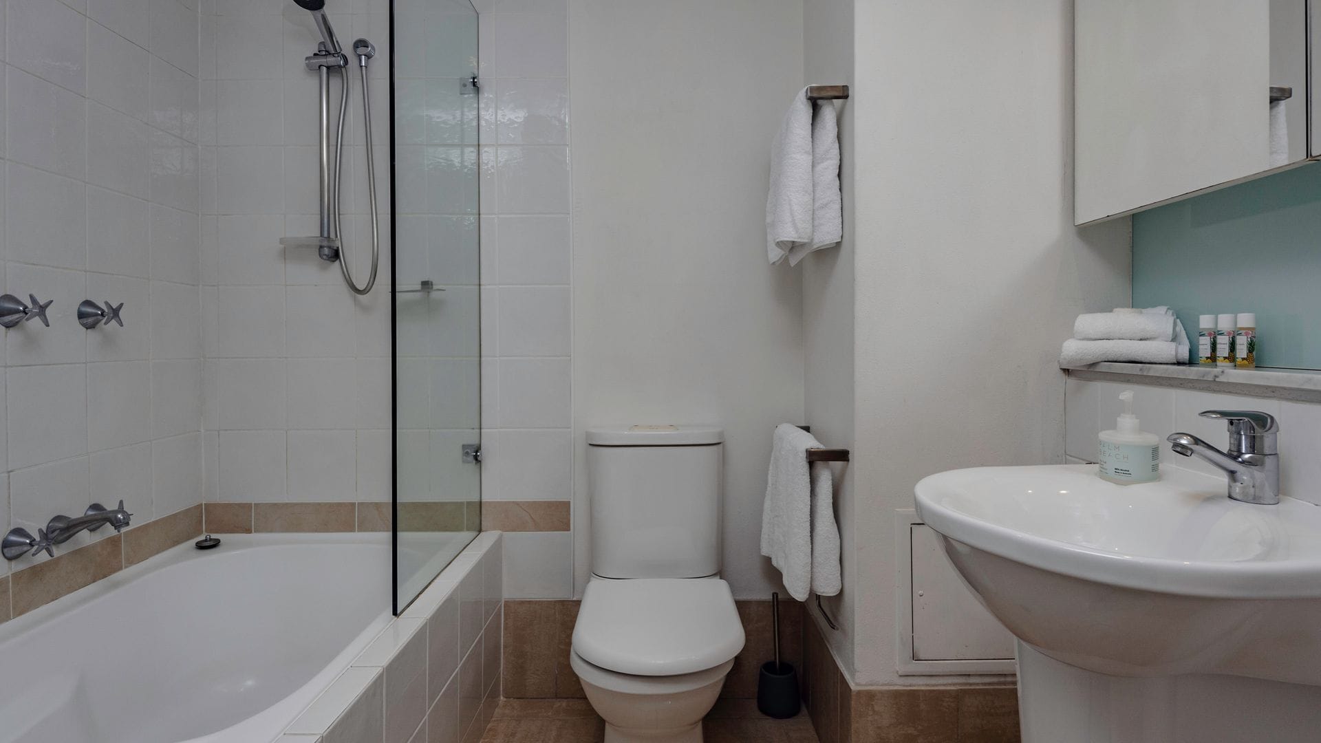 Oceans Eleven  - Iluka 11 - Palm Beach — image 11