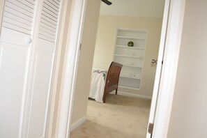 1 bedroom, iron/ironing board, WiFi