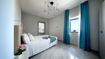 Meja kerja dan Wi-Fi gratis