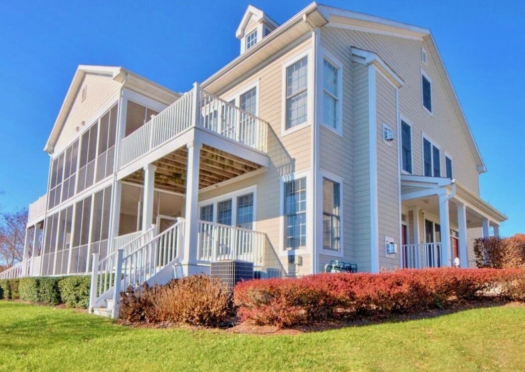 Bear Trap Dunes * 3 BR 1ST Floor * Pet Friendly* RESORT CONDO WITH LOVELY VIEWS