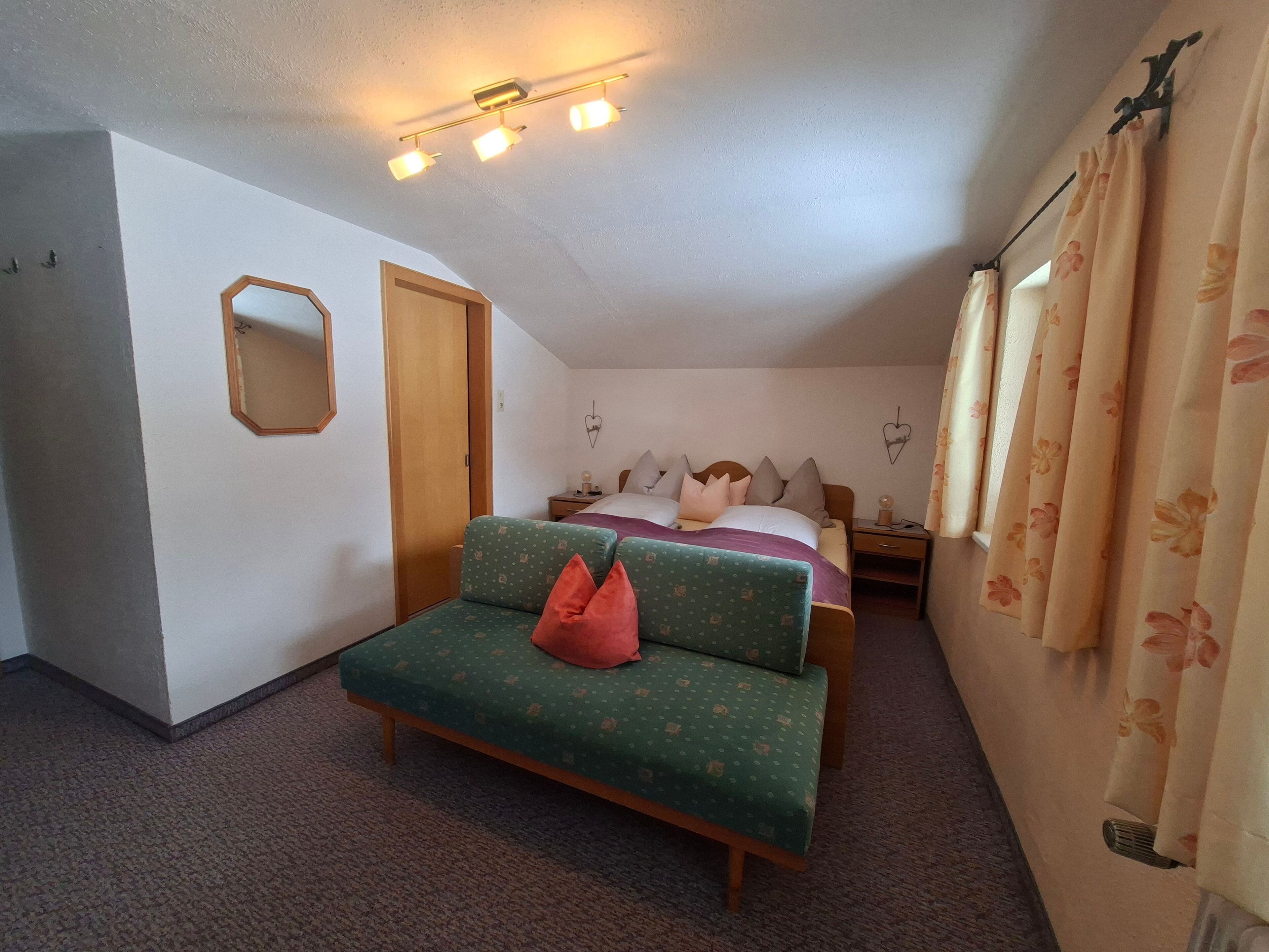 1 bedroom, travel crib, WiFi, bed sheets