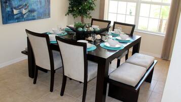 House | Private kitchen | Stovetop, dishwasher, cookware/dishes/utensils